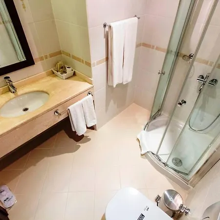 Apartment Sleeps 2, Shared Pool - Awz 304, 1 *